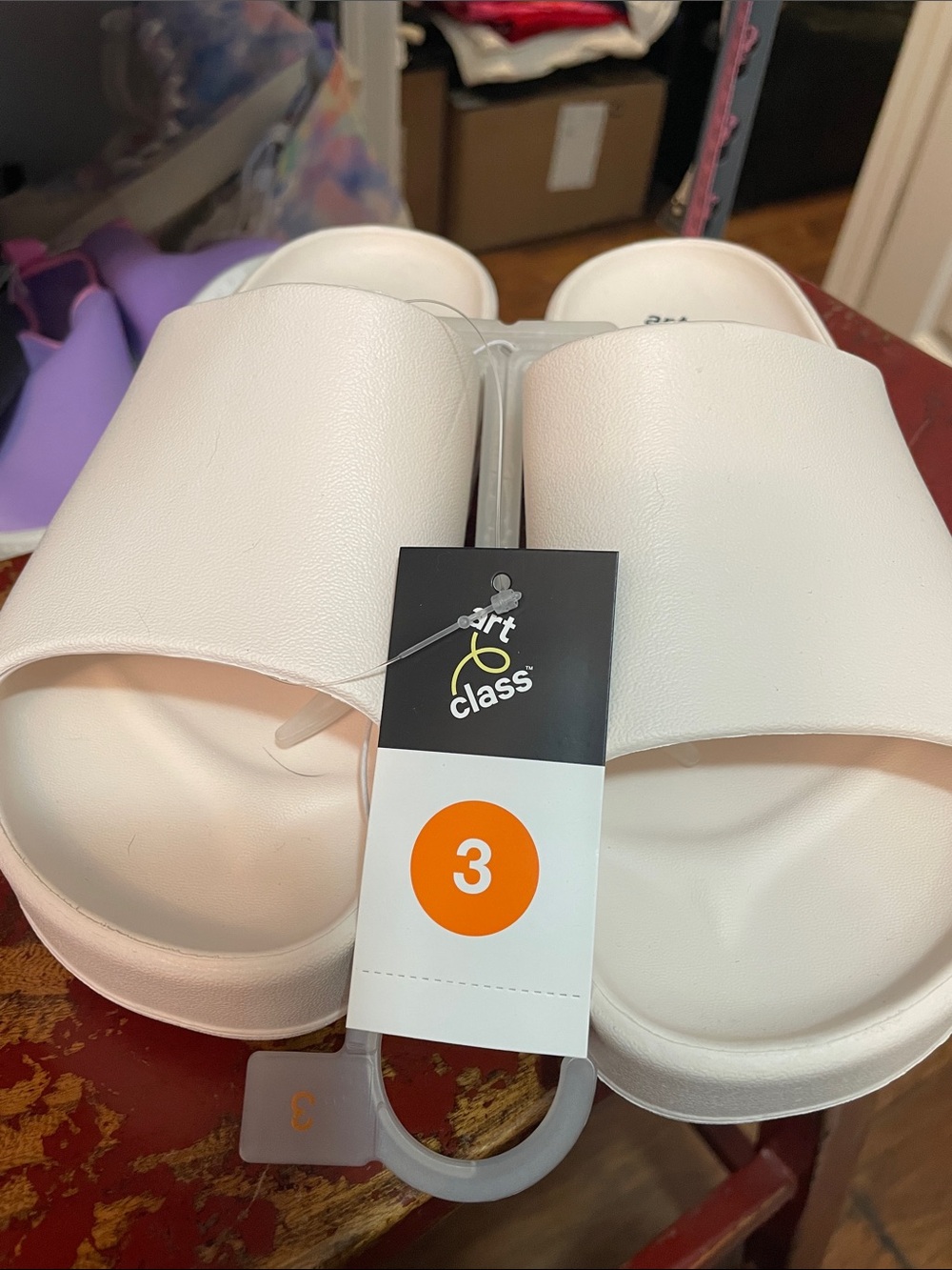 art class White Slide Sandals for Kids Size 3